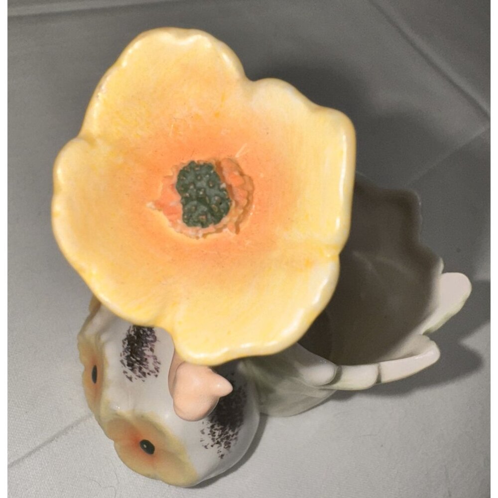 1c2787 Vintage NAPCO Yellow Flower Girl Ceramic Planter Figurine - Picture 6 of 9